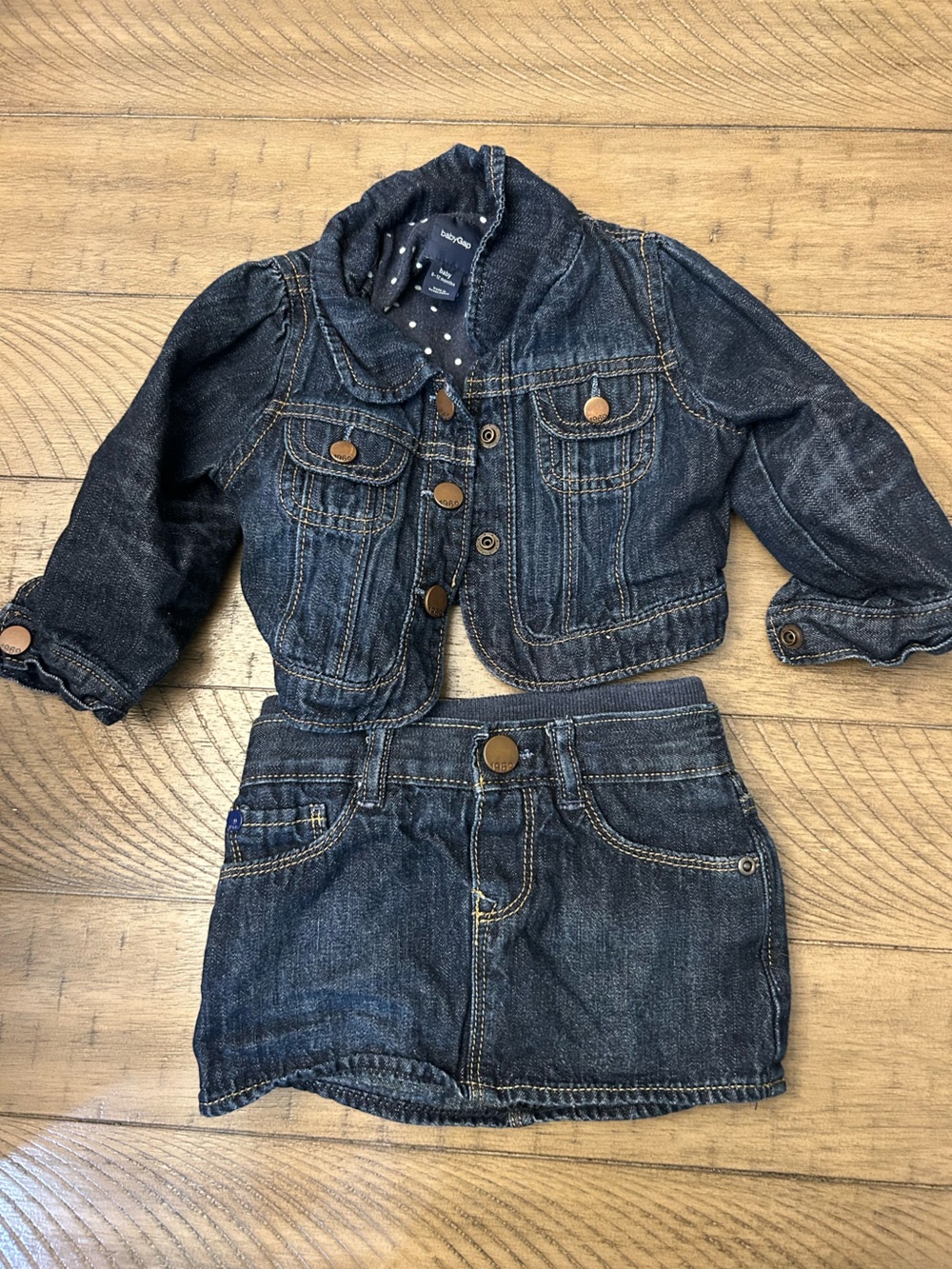 Size 6-12M Toddler Girl GAP Denim Jacket and Skirt